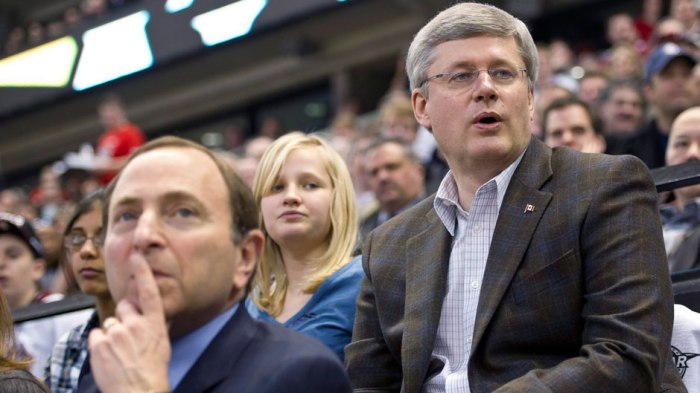 NHL Commissioner Gary Bettman and Prime Minister Stephen Harper (Source: CBC)